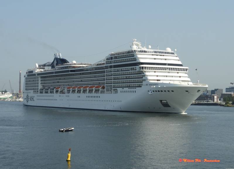 MSC Magnifica