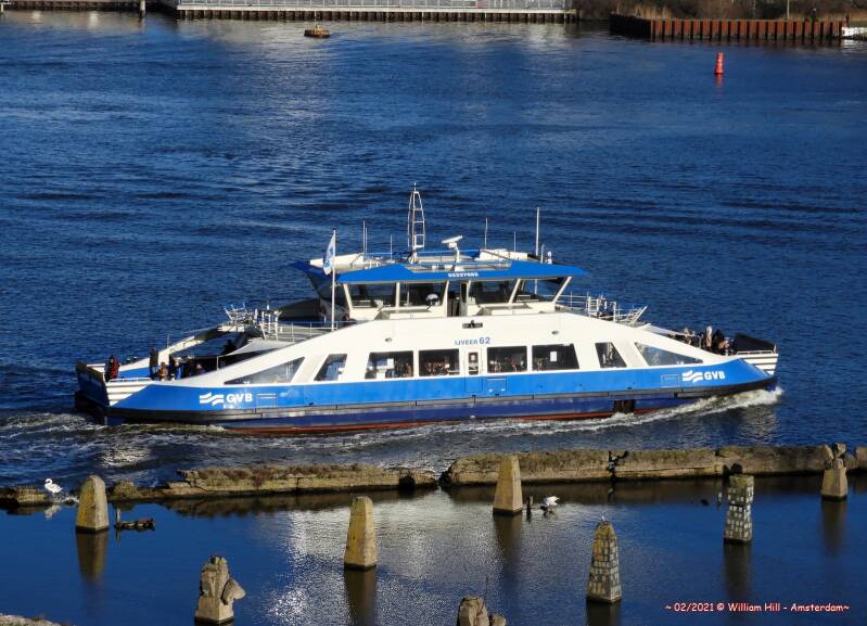it&#039;s also busy on the ferries, IJveer 62