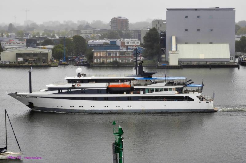  VARIETY VOYAGER (66x12m)