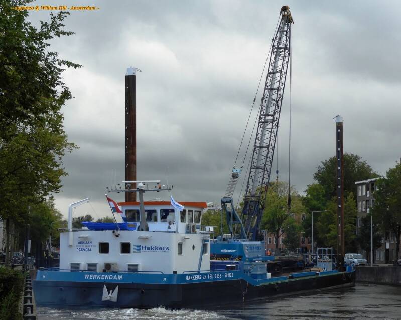 workship ADRIAAN coming backwards
