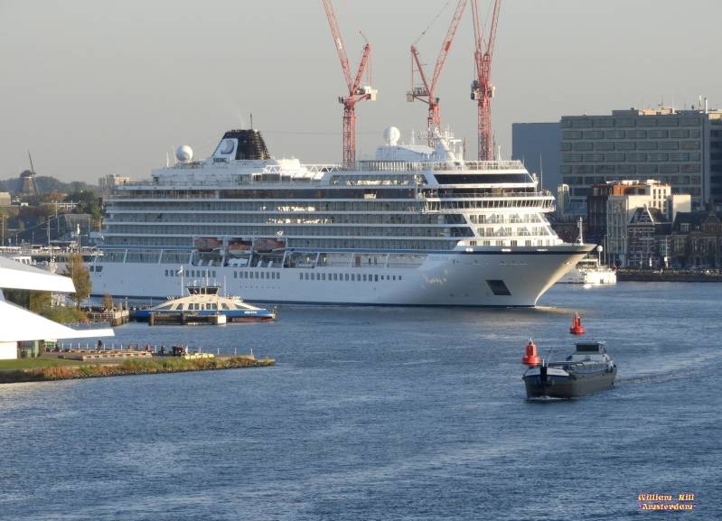 'Viking Sun', 'IJveer', 'Carmen'