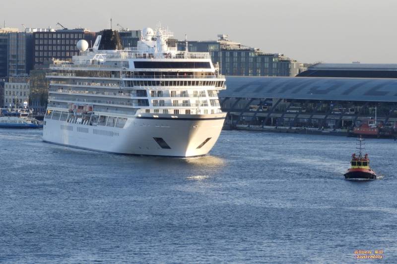 passengership 'Viking Sun' (228x34m)