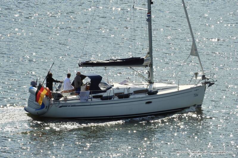 sailboat TIBA