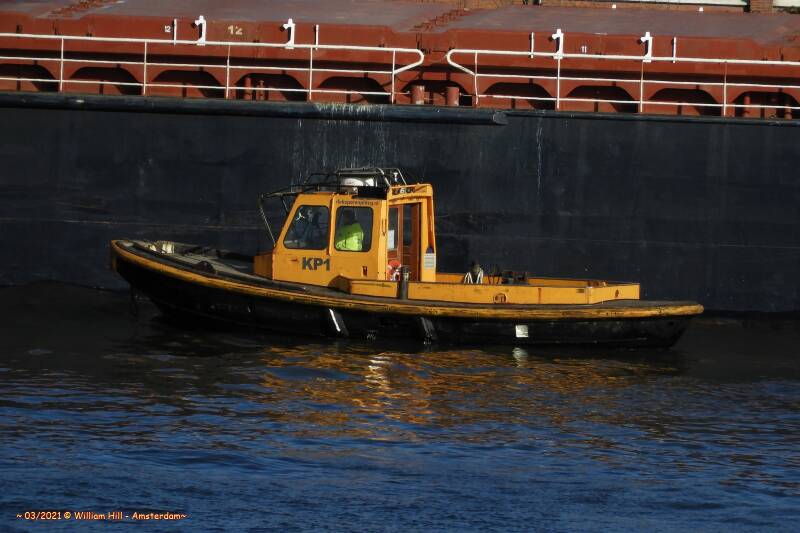 the vlet KP1 waiting..