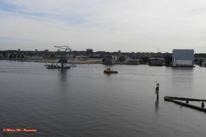 floating crane Maja 'Enterprise' underway  to OMYA