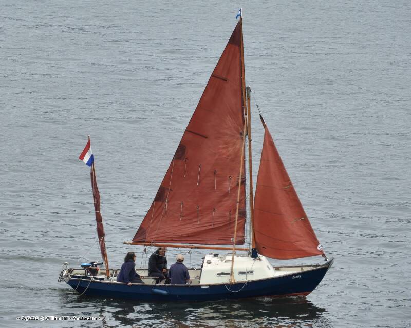 sailboat TRINITY
