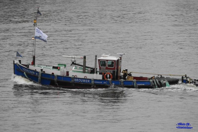(28) - tug  'Voorzaan III'