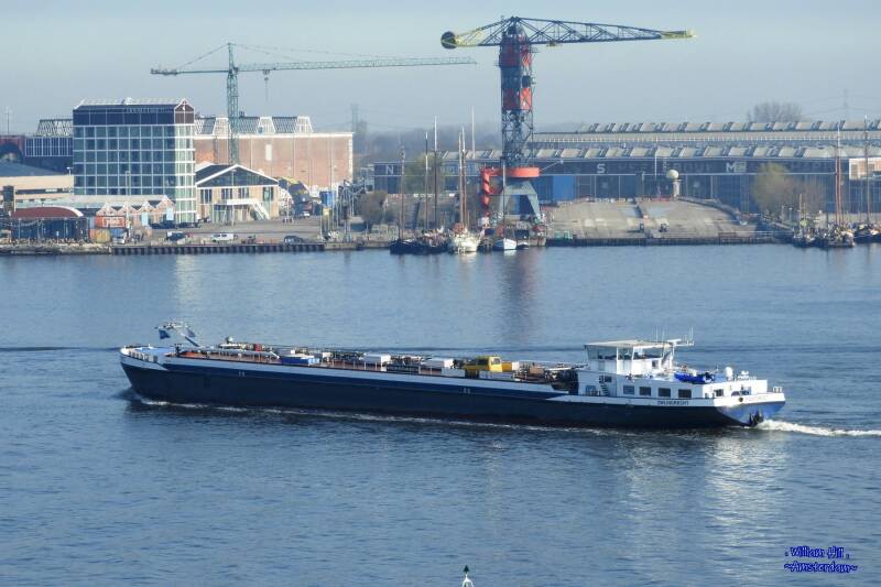 (29) - tanker 'Favoriet'