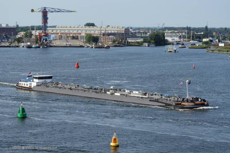 (17/6), tanker PROCYON