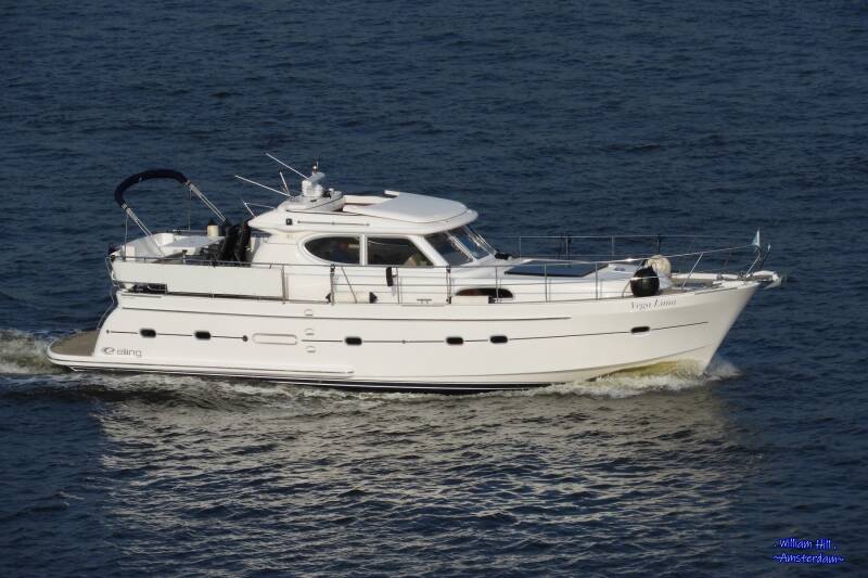 pleasureboat 'Vega Luna'