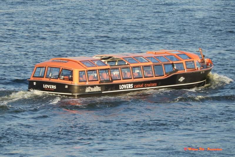 canalboat 'Wien'