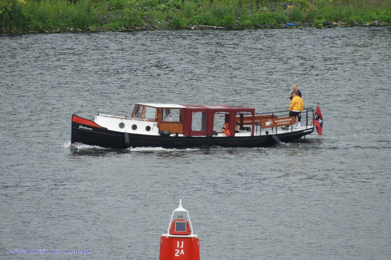 passenger/salonboat GIULIANA