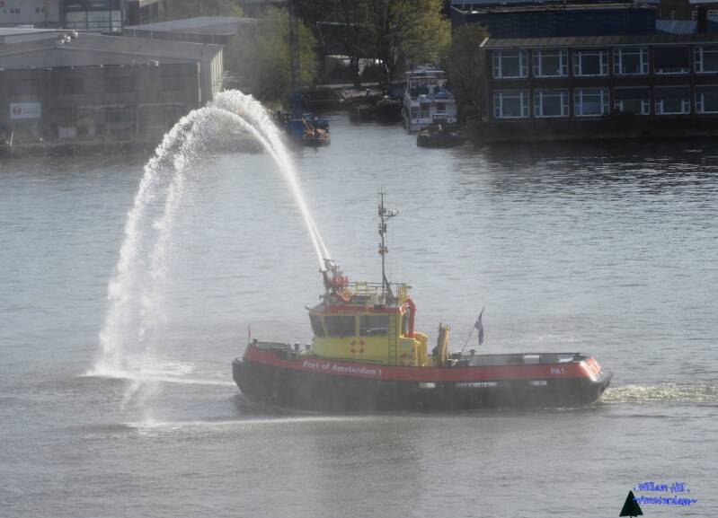 aww... too much traffic here