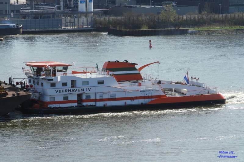 pushboat VEERHAVEN IV