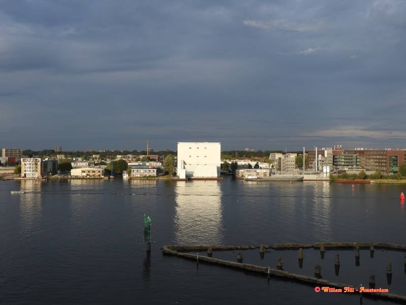 OMYA, Grasweg in the late afternoon sunlight