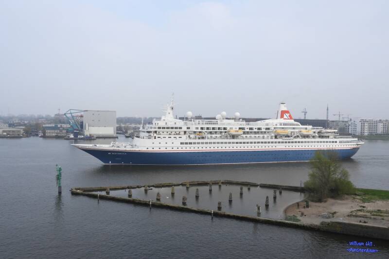 passing pier Stenenhoofd