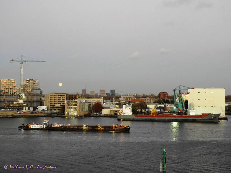 OMYA, ENTERPRISE, KVITSAND, dredger HARMKE and the MOON
