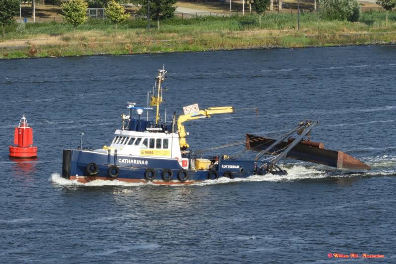 tug/dredger CATHARINA 6