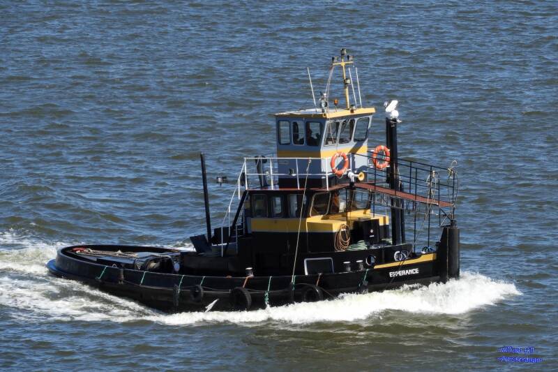 tug  ESPERANCE