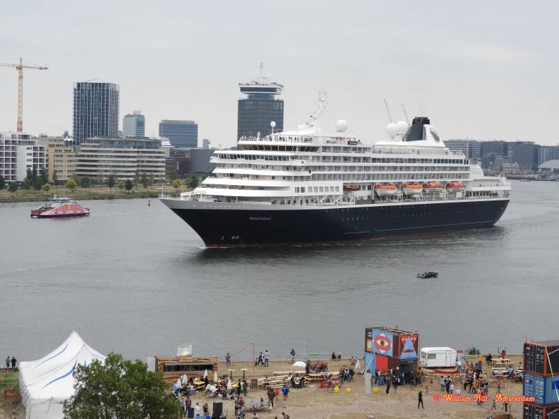 'Prinsendam'  (206x32m) 