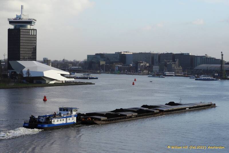 pushboat LIBRA with 4 barges (coal)