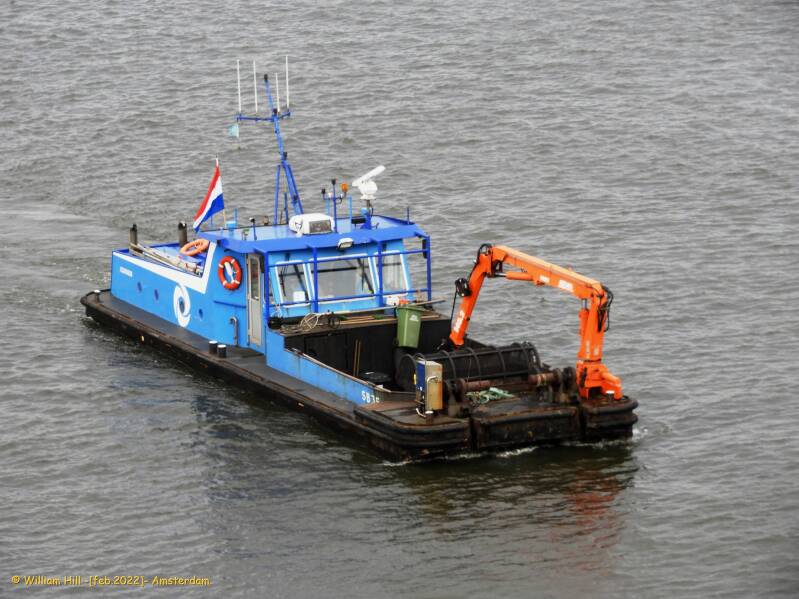 city/canal cleaners SB35