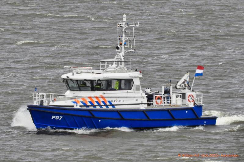 (21) - police patrolship P97