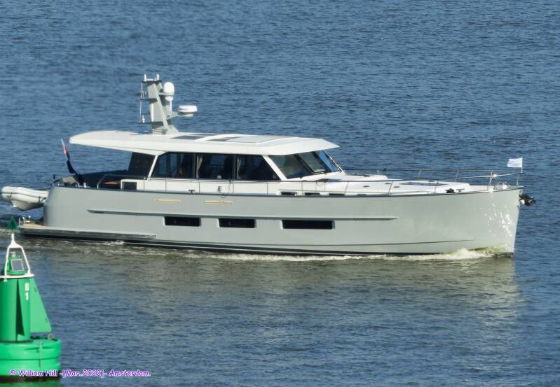 (05) - pleasureboat SAINTE FIRMINE