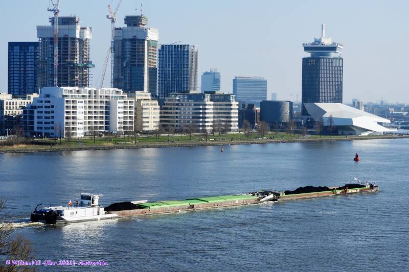 yes, that's a long DICK !