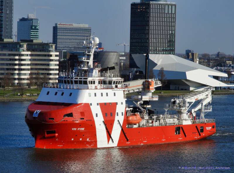 VOS STONE coming from the Oranjewerf after a maintenance job