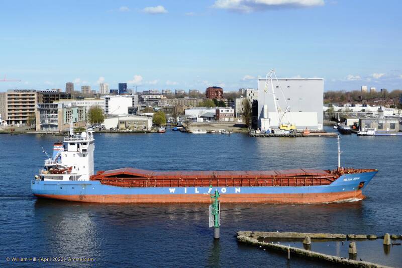 coaster WILSON GIJON passing OMYA
