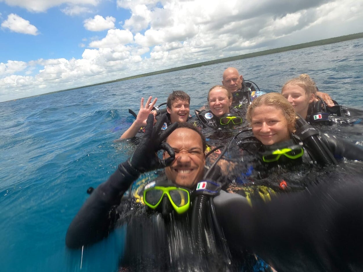 Discover scuba diving for beginners in Catalina Island from Punta Cana