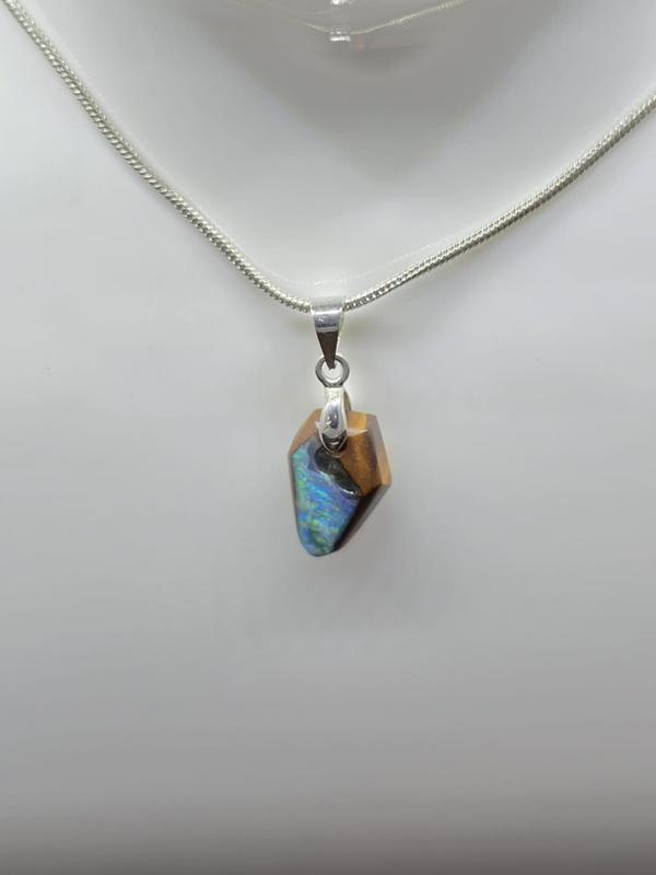 Boulder Opal