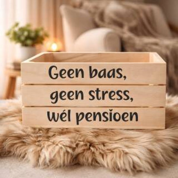 Leeg houten kratje voor pensioen cadeau