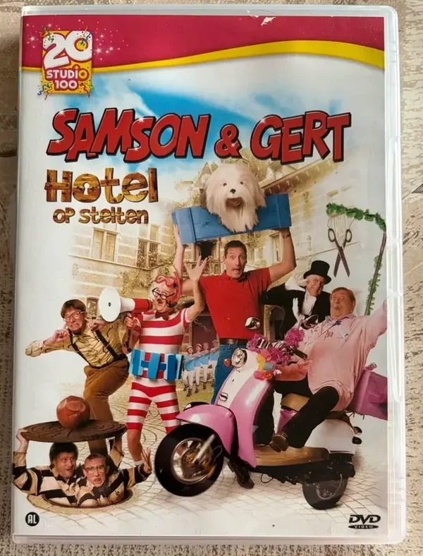 samson & gert hotel op stelten