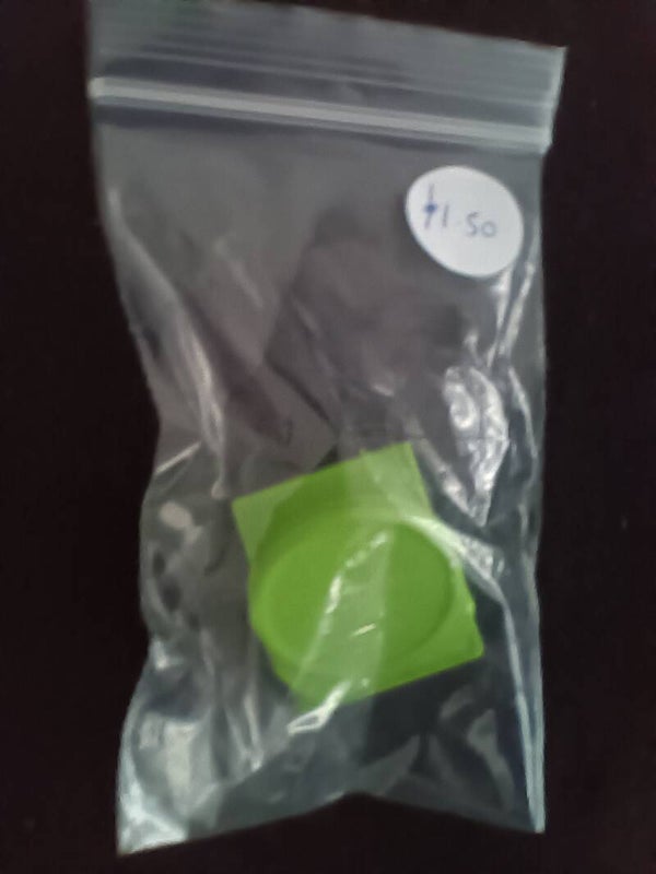 Green Magnet Clip (J2: