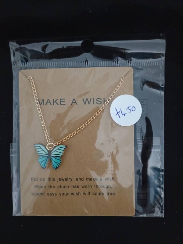 Green Butterfly Neckless (S3: