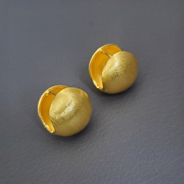 Goldene Klappcreolen aus 925er Silber