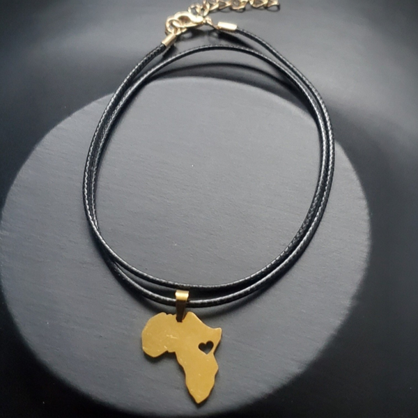 Lederkette mit Afrika-Map Anhänger