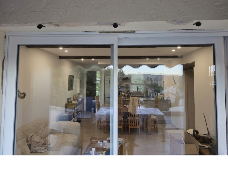 transparent-photoroom-24-standard-6mpi4f.png