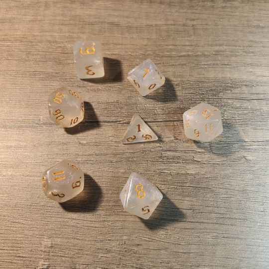 D016