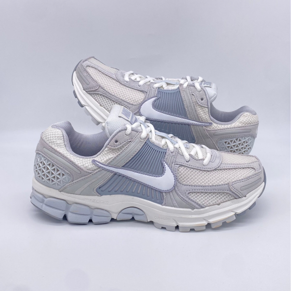 Nike Vomero 5 Grey