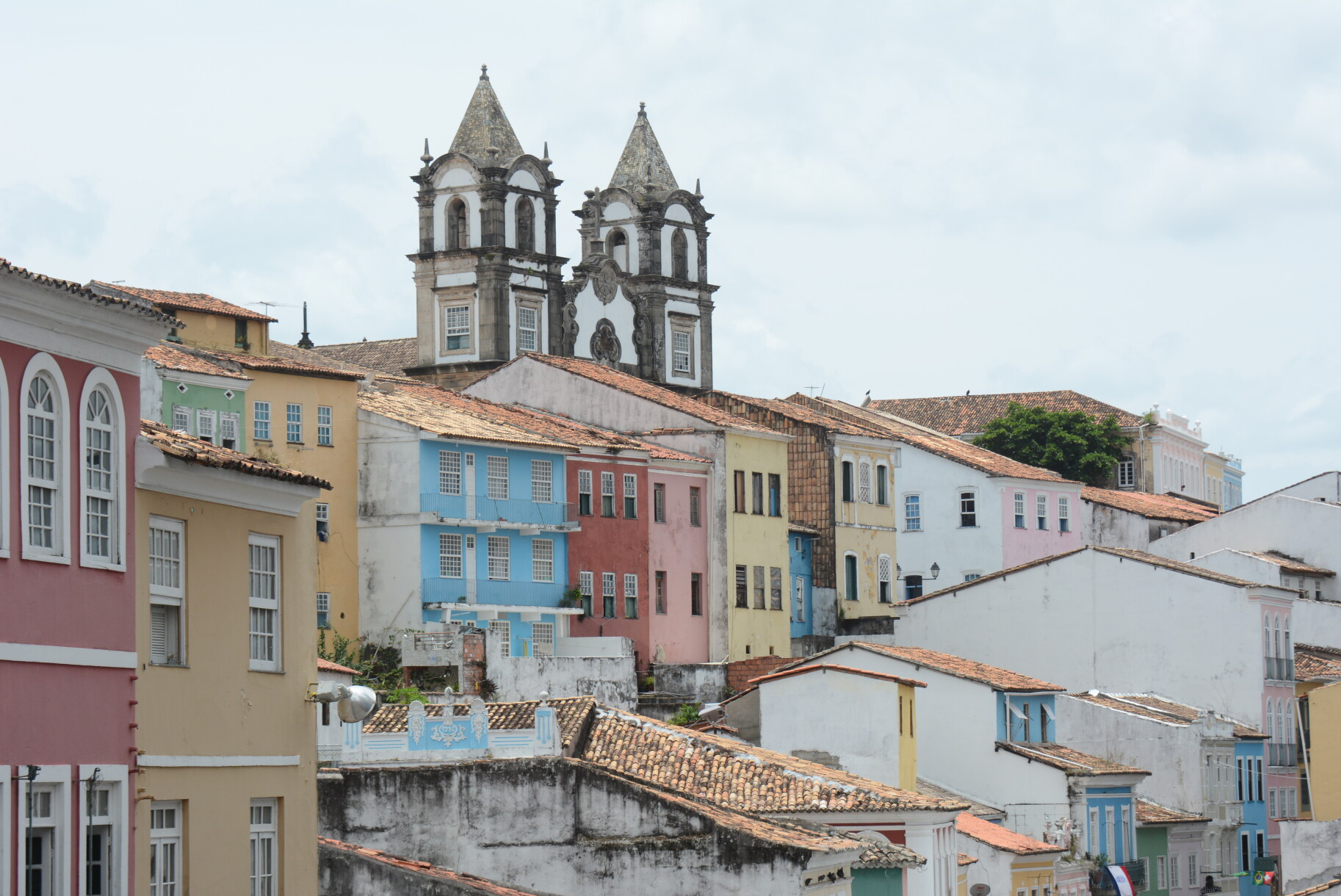 why choose Brazil for art, architecture, history (with pics)