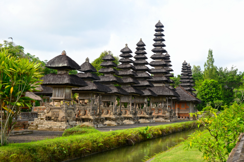why choose bali indonesia for lots to do and see (with pics)