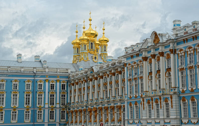 catherine palace gold dome st petersburg russia