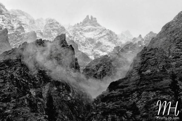 Monochrome Mountain
