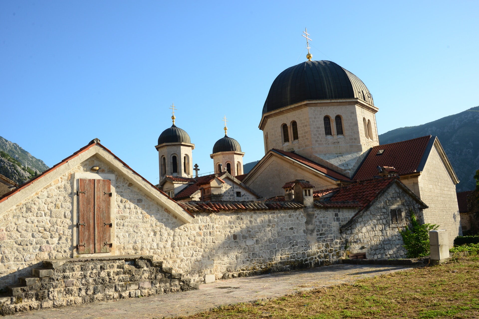 why choose montenegro for art, architecture, history (with pics)