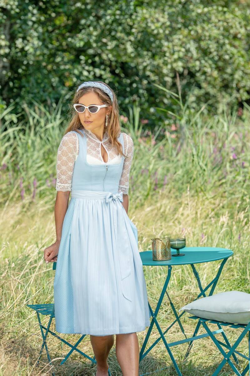 dirndl-rimsting-_-bluse-hallerndorf-standard.jpg