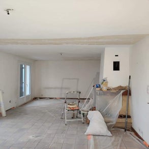 1000043350-standard.jpg