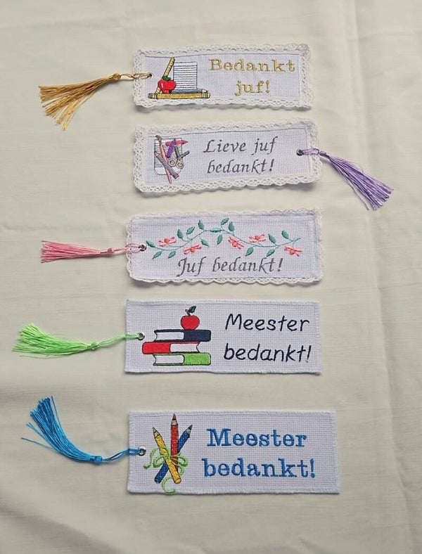Geborduurde boekenlegger "Bedankt Juf/Meester" met kwastje